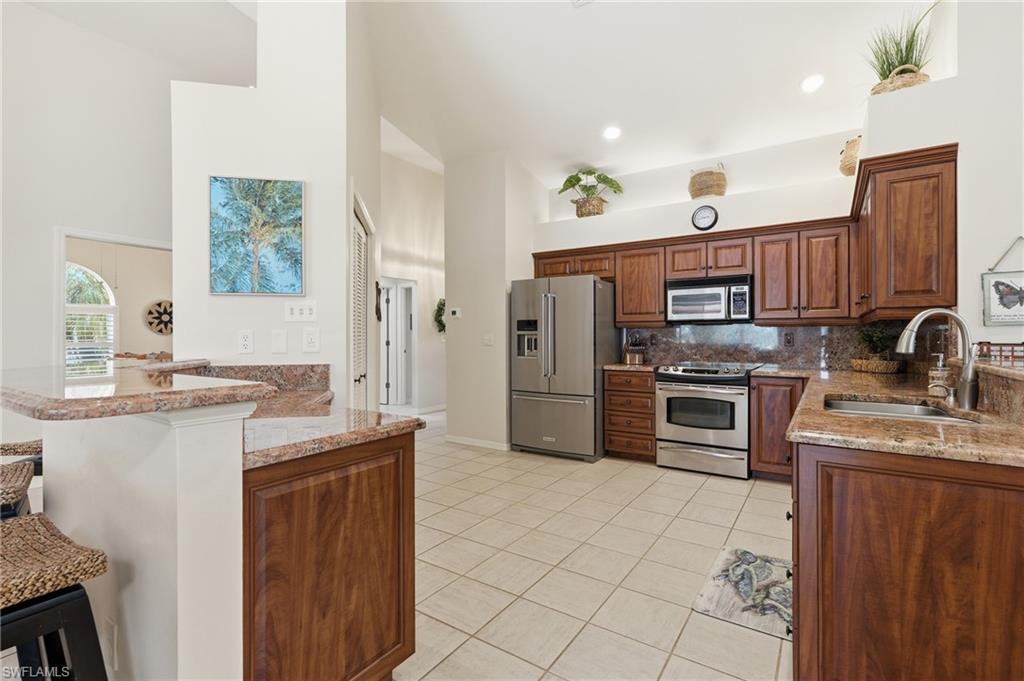 12846 Dresden CT