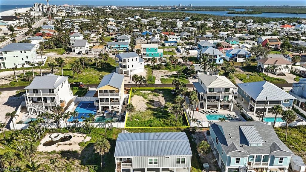 130 Mid Island DR