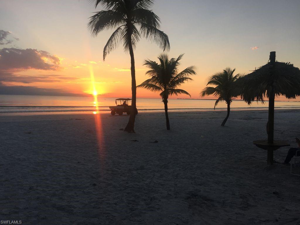 130 Mid Island DR