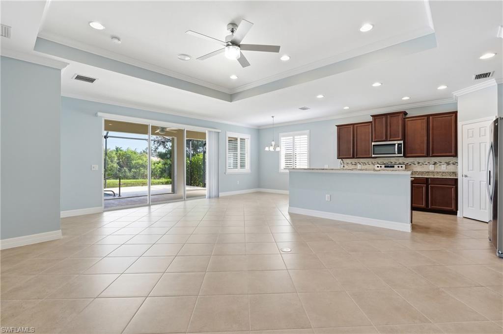 8618 Banyan Bay BLVD