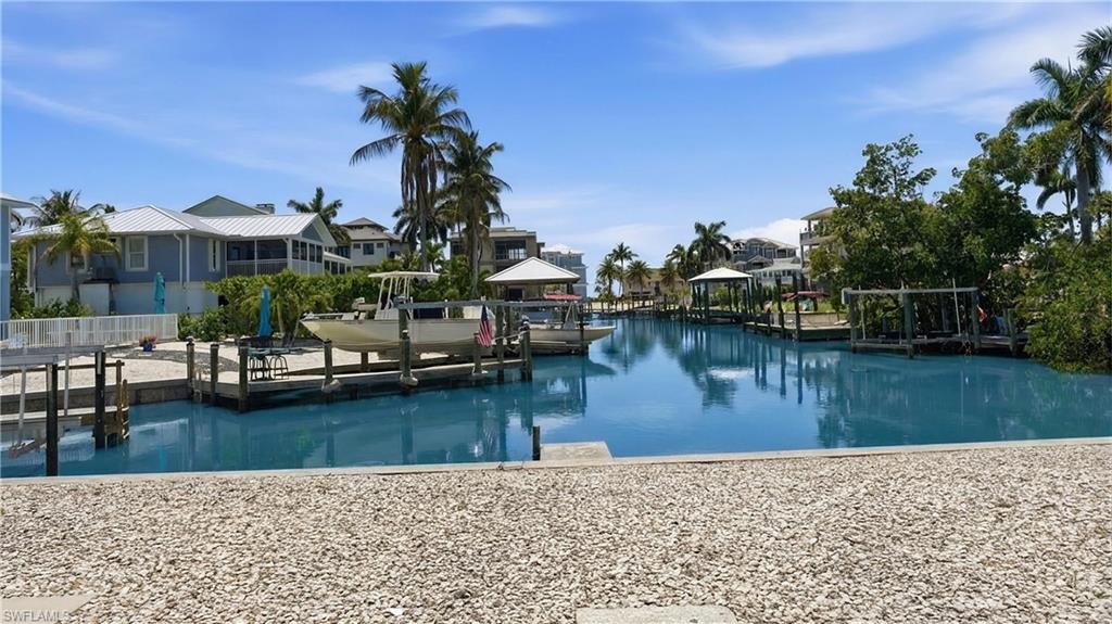 8336 Lagoon RD