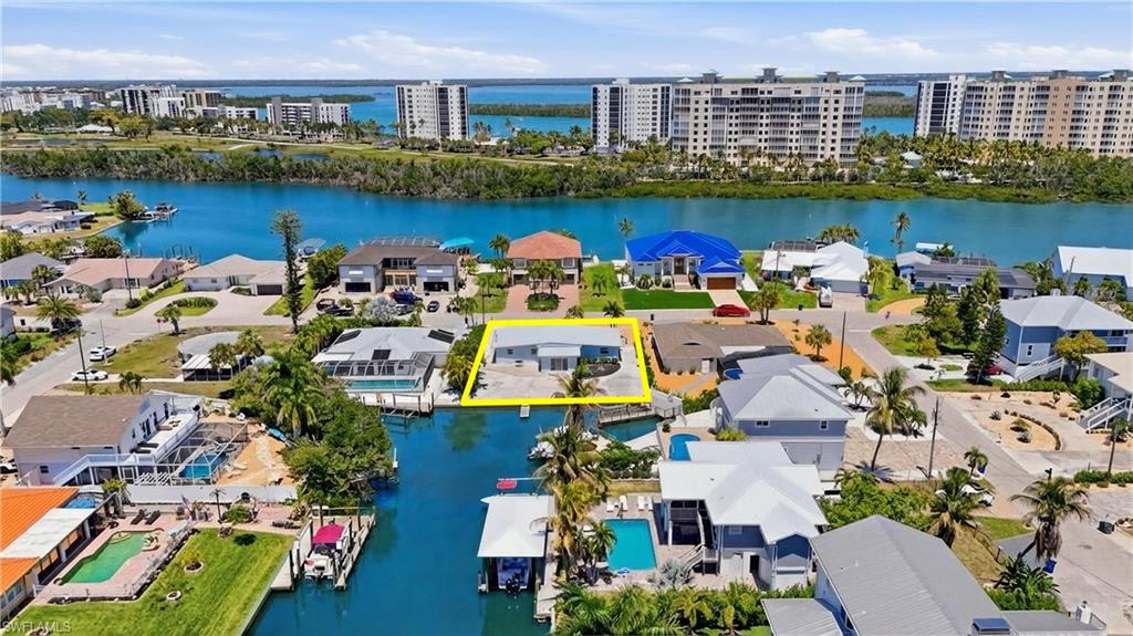 8336 Lagoon RD