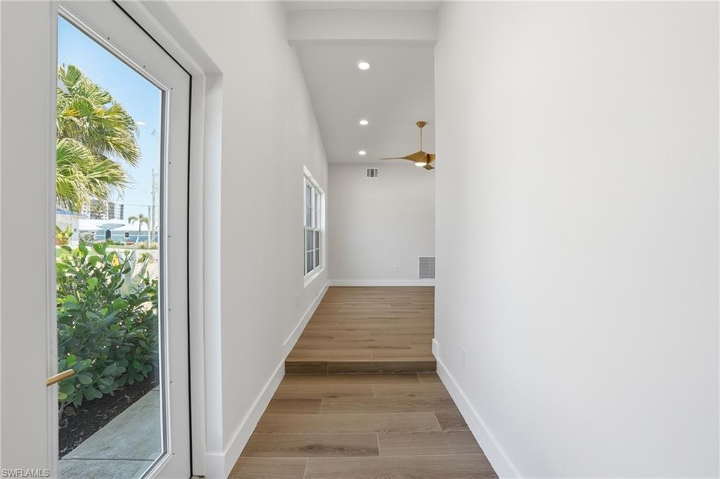 8336 Lagoon RD