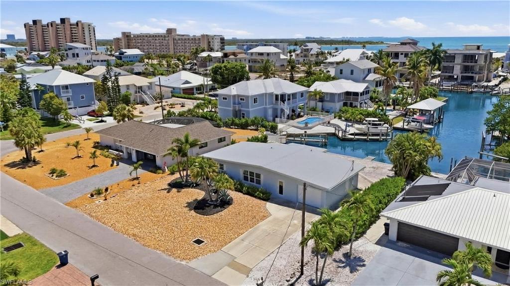 8336 Lagoon RD