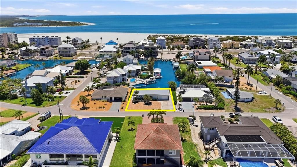 8336 Lagoon RD