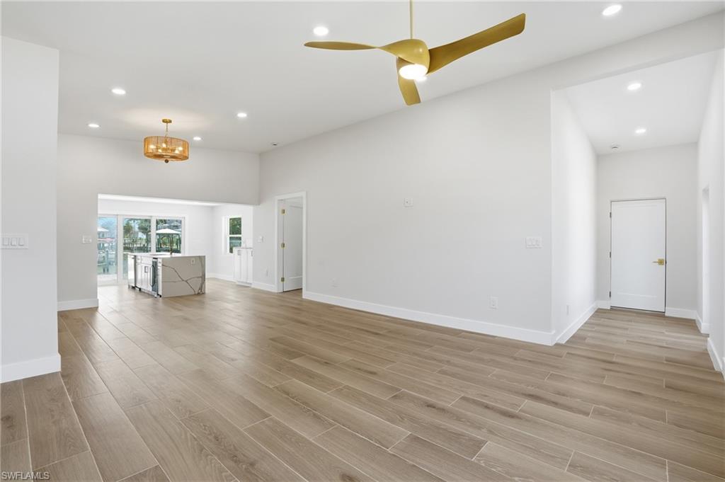 8336 Lagoon RD