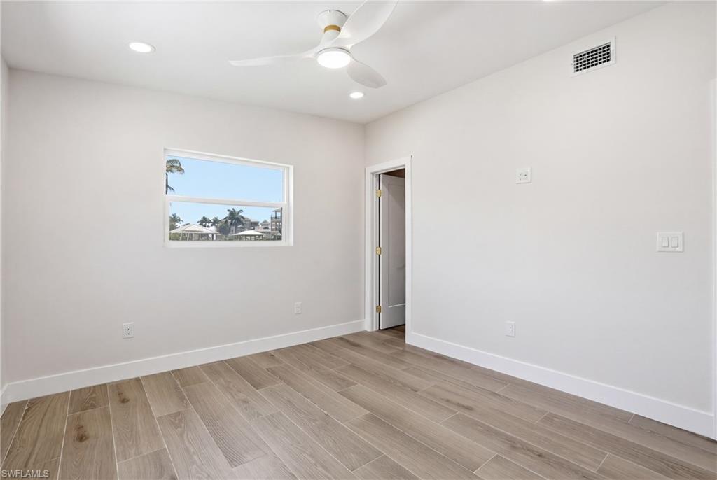 8336 Lagoon RD