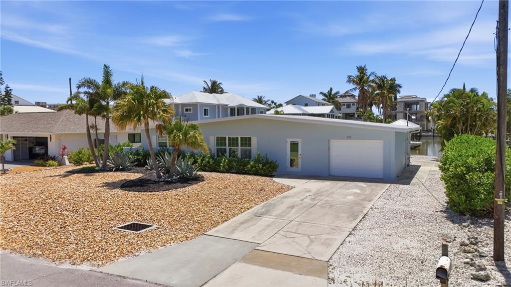 8336 Lagoon RD
