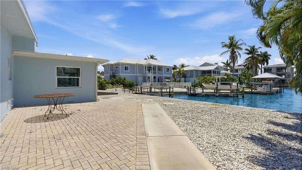 8336 Lagoon RD