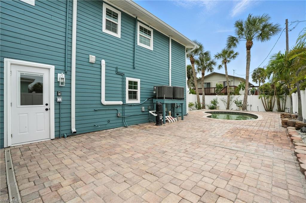 4880 Coquina RD