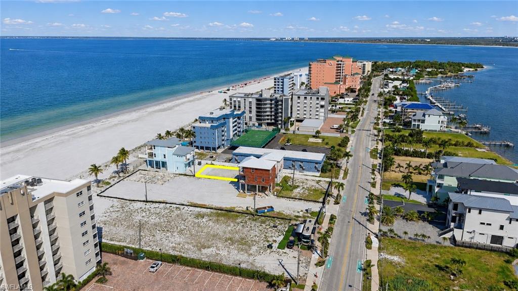 432 Estero BLVD