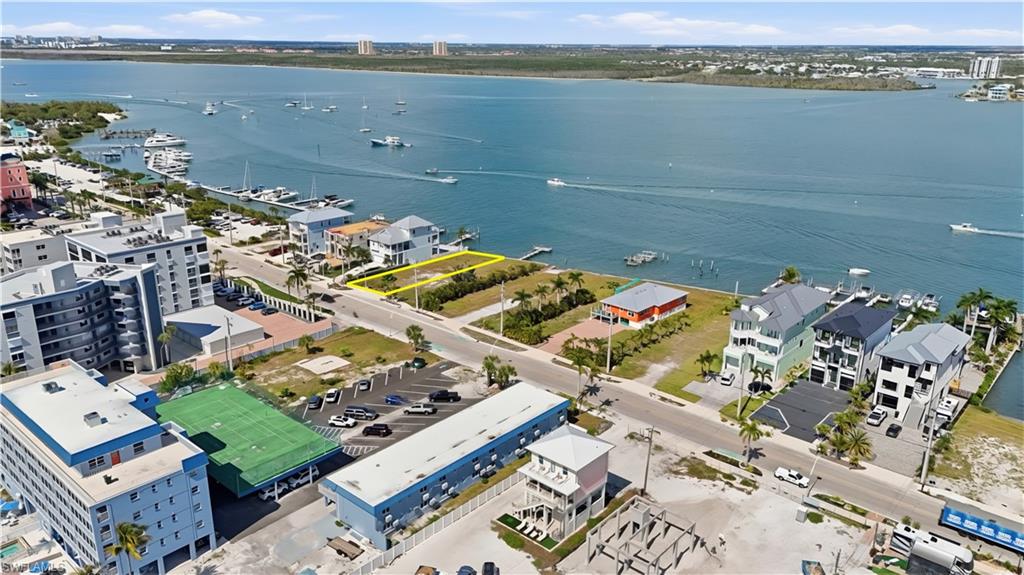 355 Estero BLVD