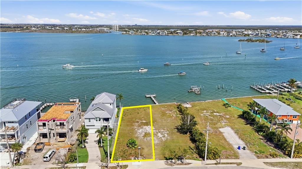 355 Estero BLVD