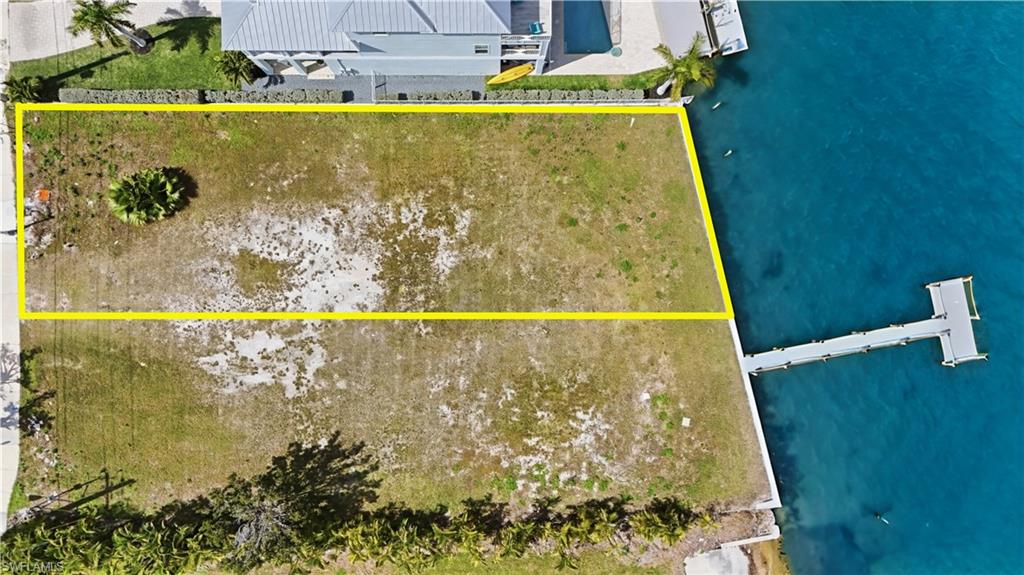 355 Estero BLVD