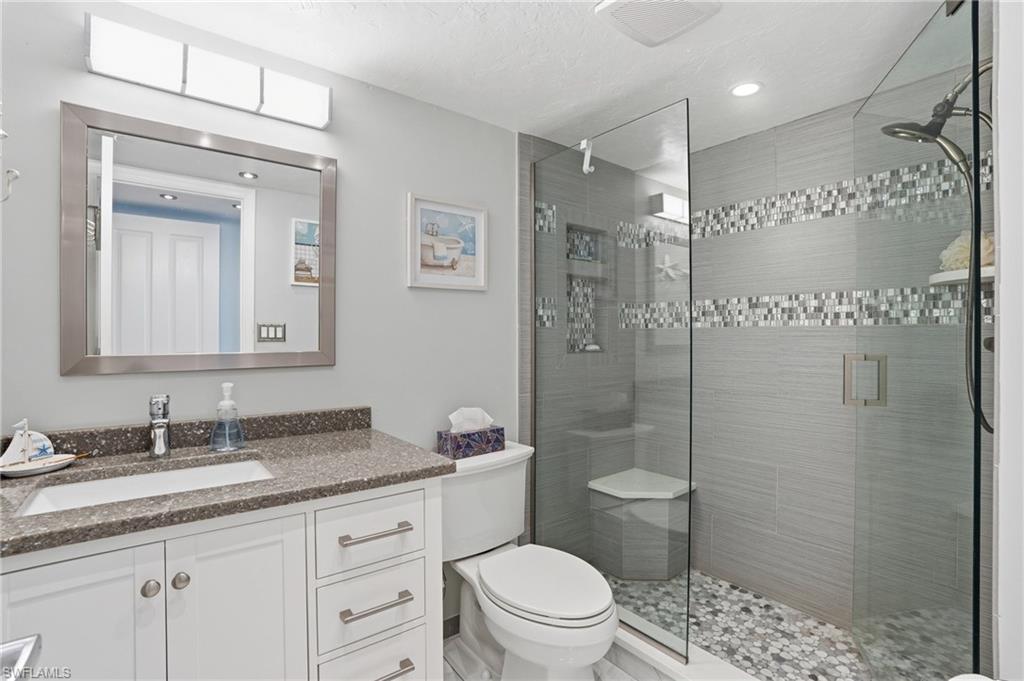 4745 Estero BLVD 204