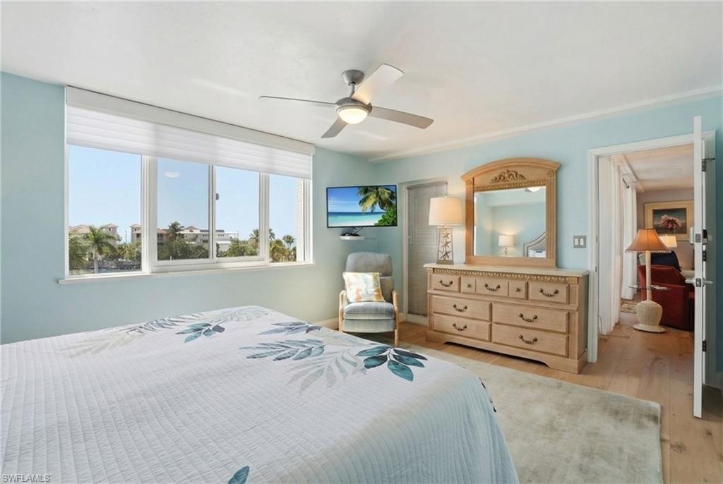 4745 Estero BLVD 204