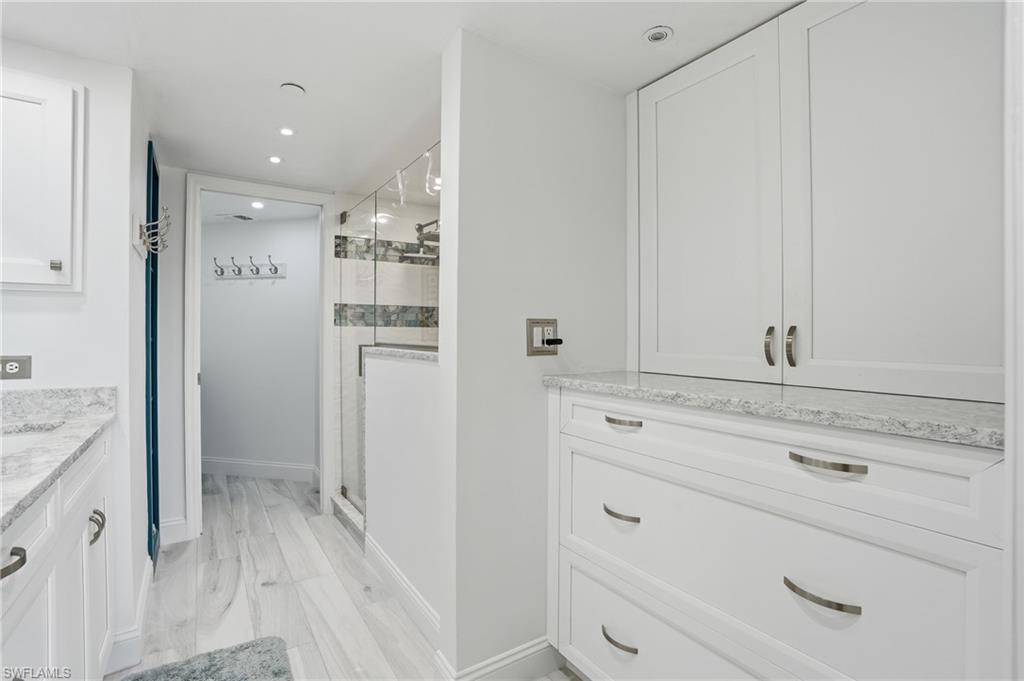 4745 Estero BLVD 204