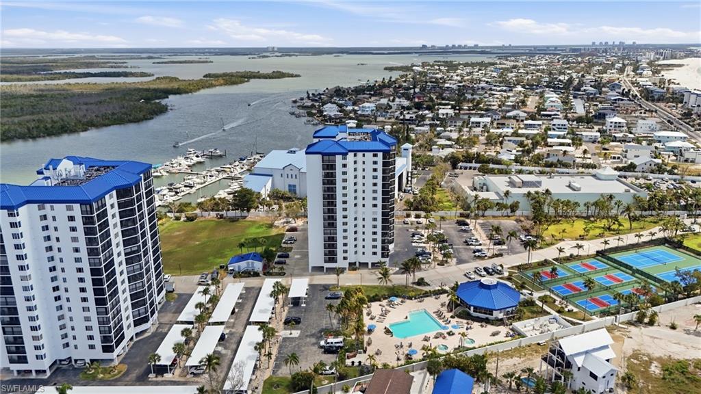 4745 Estero BLVD 204