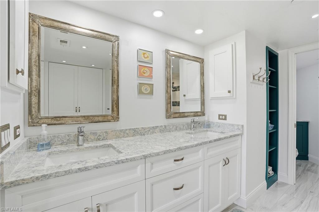 4745 Estero BLVD 204