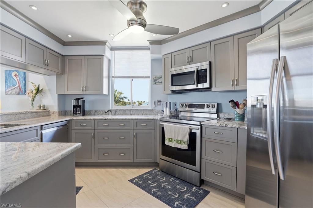 4745 Estero BLVD 204