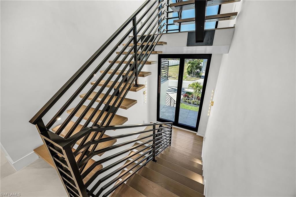 455 Palermo CIR