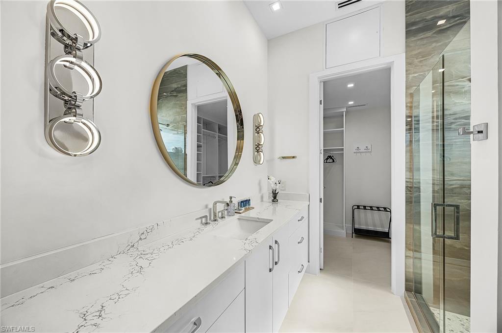 455 Palermo CIR