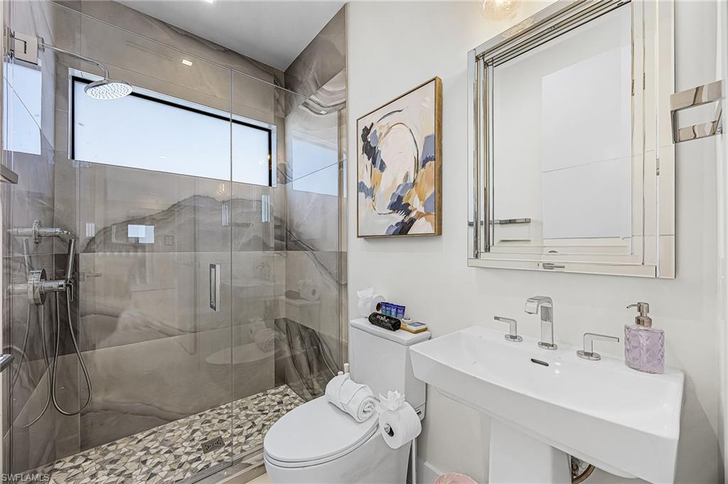 455 Palermo CIR