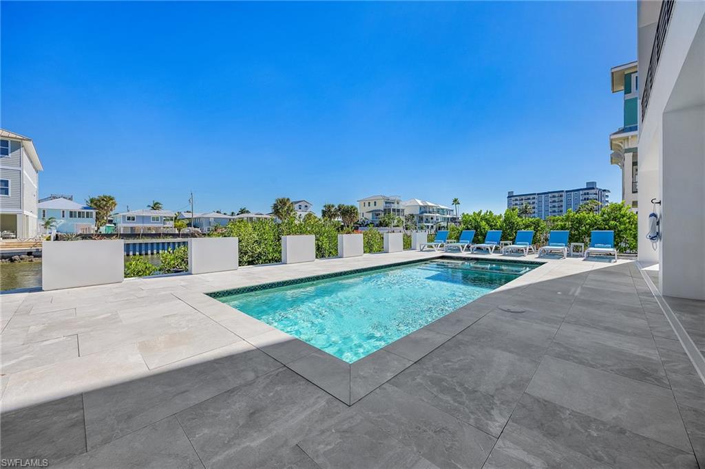 455 Palermo CIR