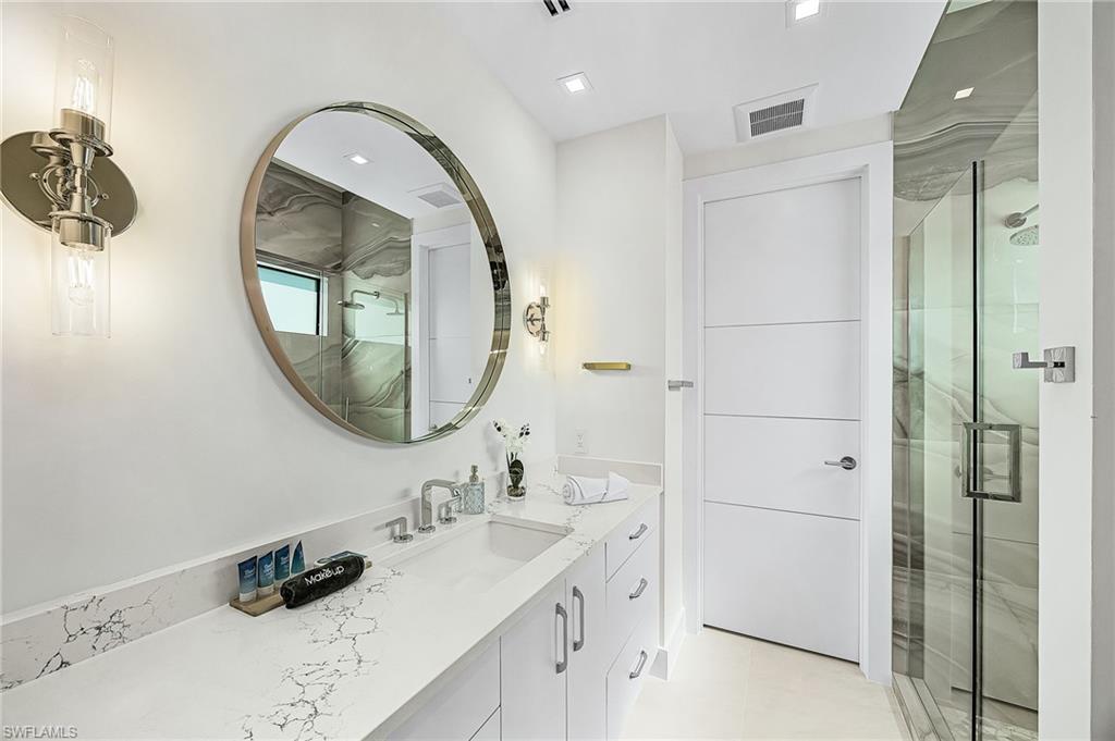 455 Palermo CIR