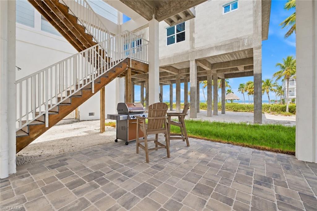 724 Estero BLVD