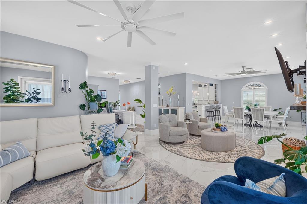61 Mango ST