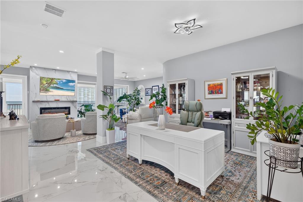 61 Mango ST