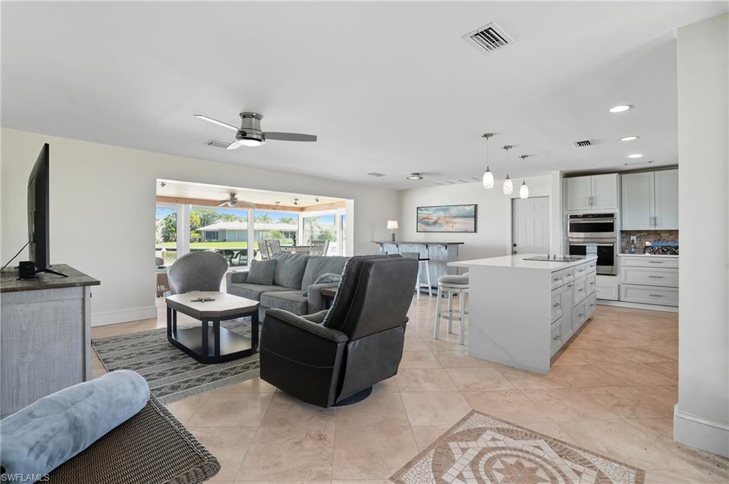 35 Fairview BLVD