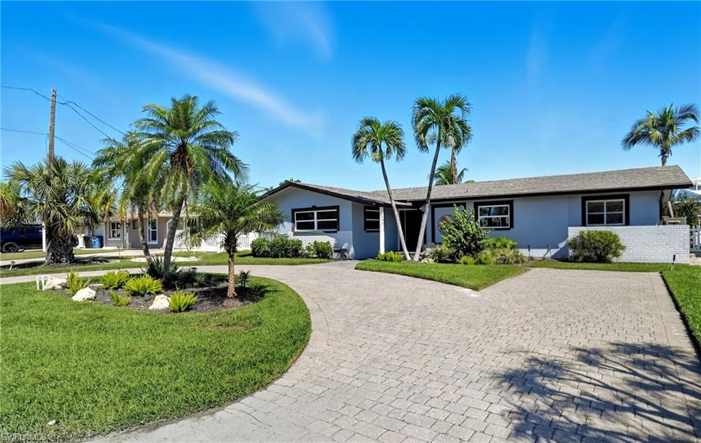 35 Fairview BLVD