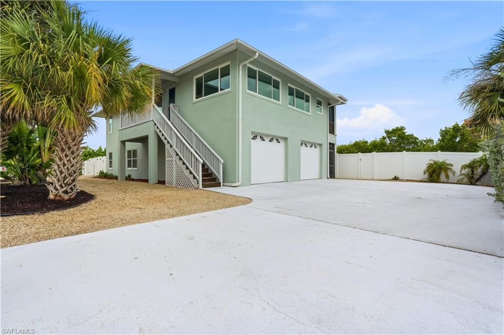 48 Fairview BLVD
