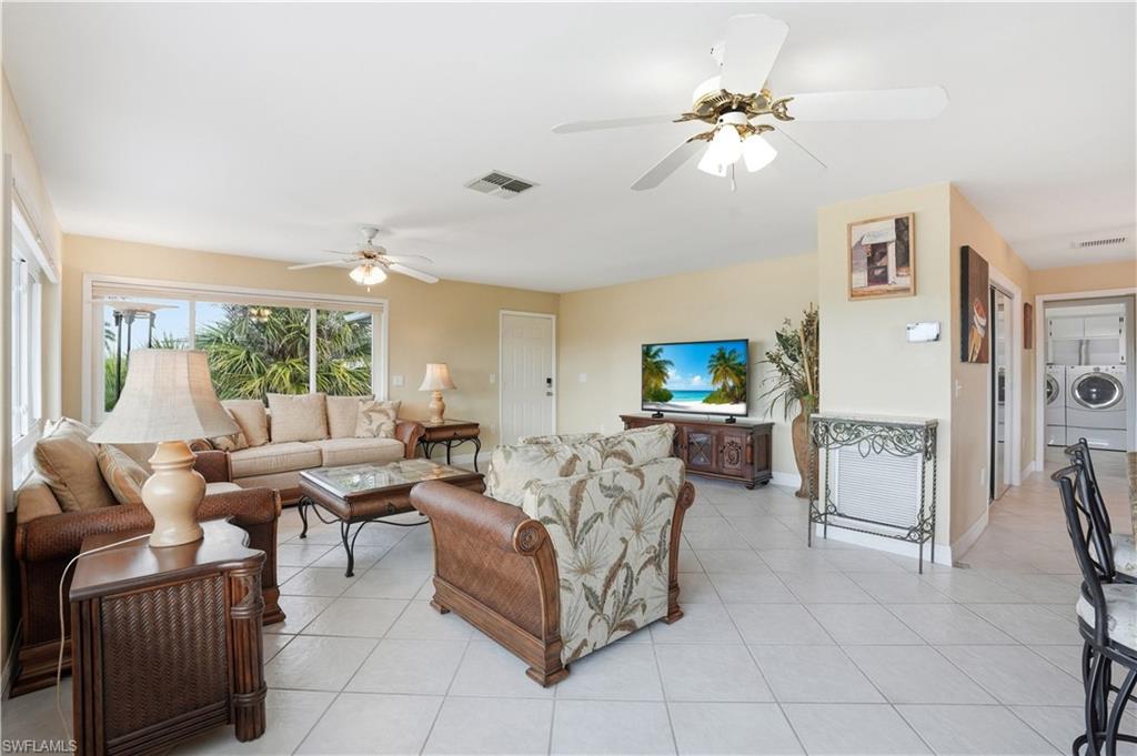 48 Fairview BLVD