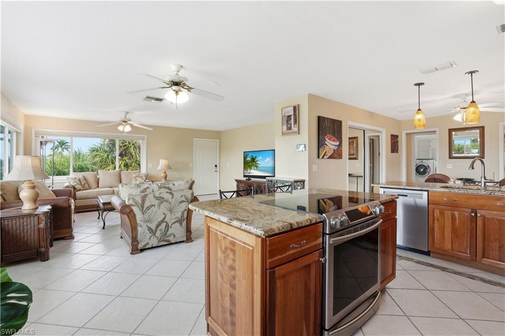 48 Fairview BLVD