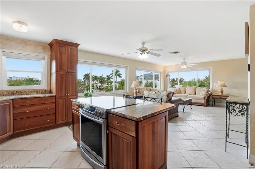 48 Fairview BLVD