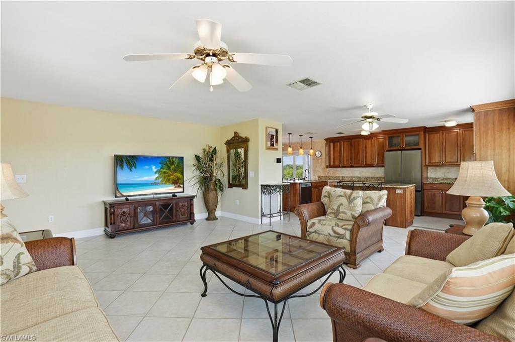 48 Fairview BLVD