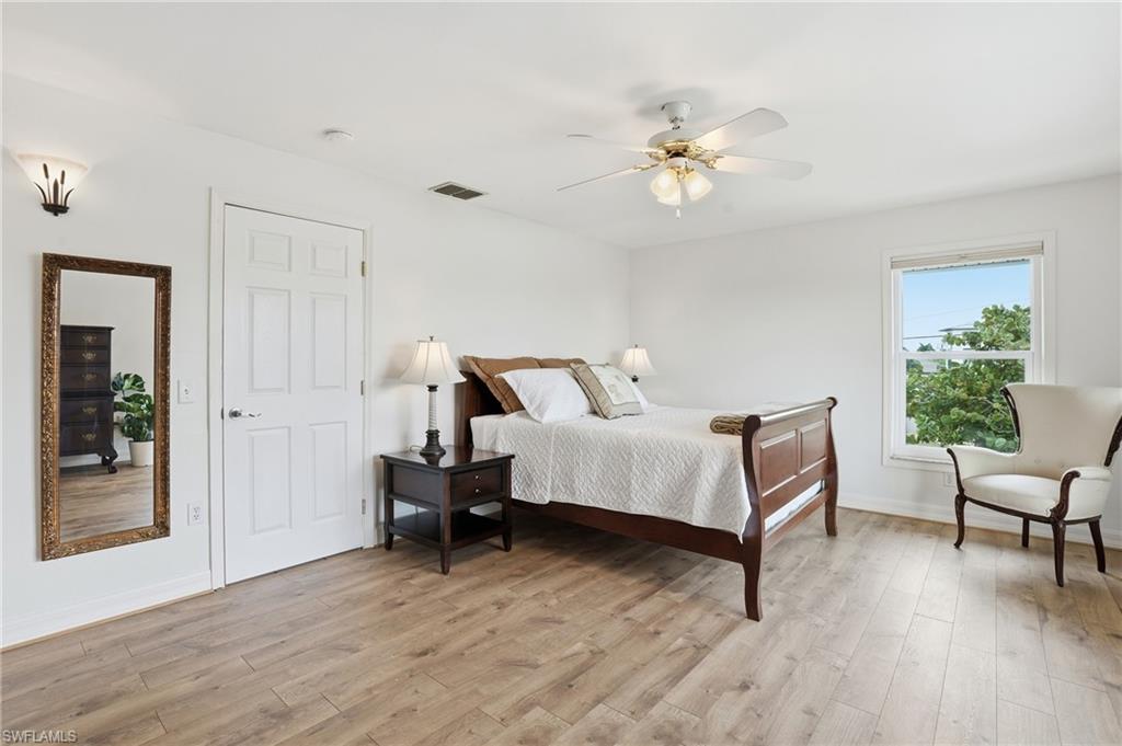 48 Fairview BLVD