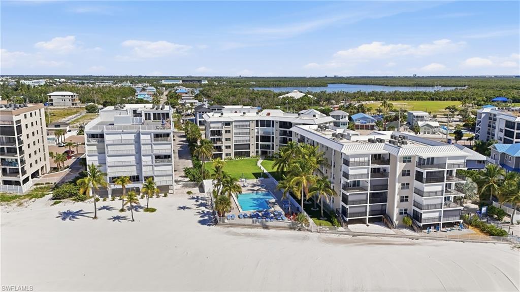 2580 Estero BLVD 15