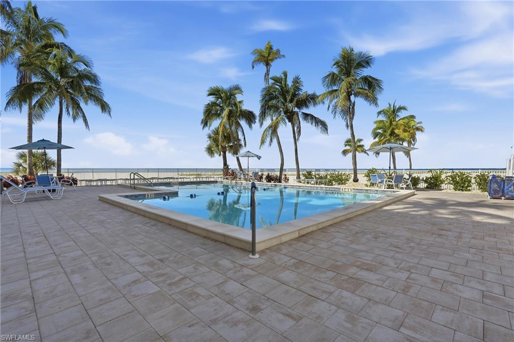 2580 Estero BLVD 15
