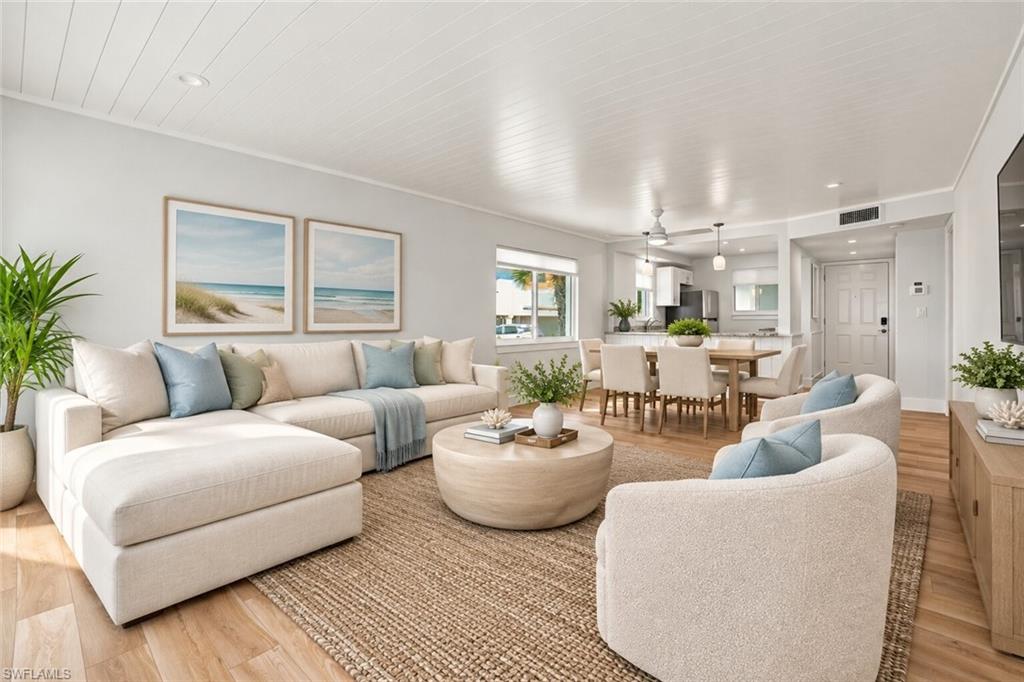 2580 Estero BLVD 15
