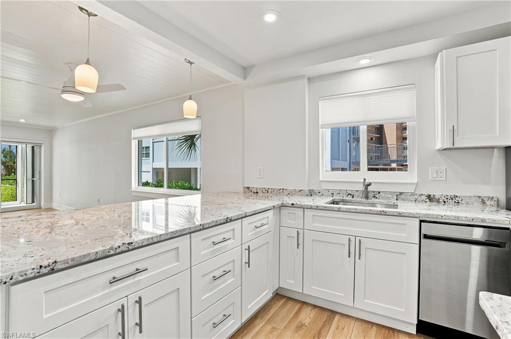 2580 Estero BLVD 15
