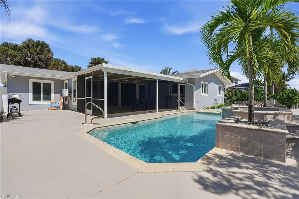 310 Madison CT
