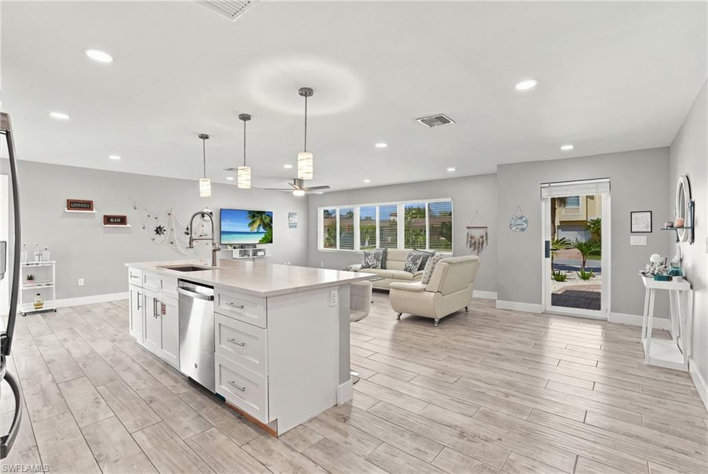 310 Madison CT