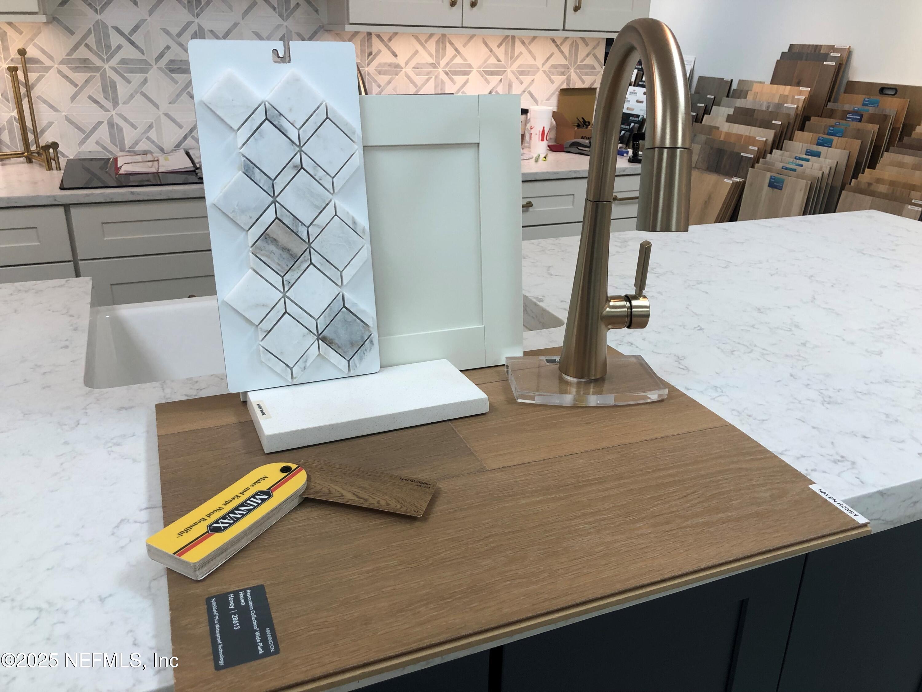 390 REFLECTIONS Avenue