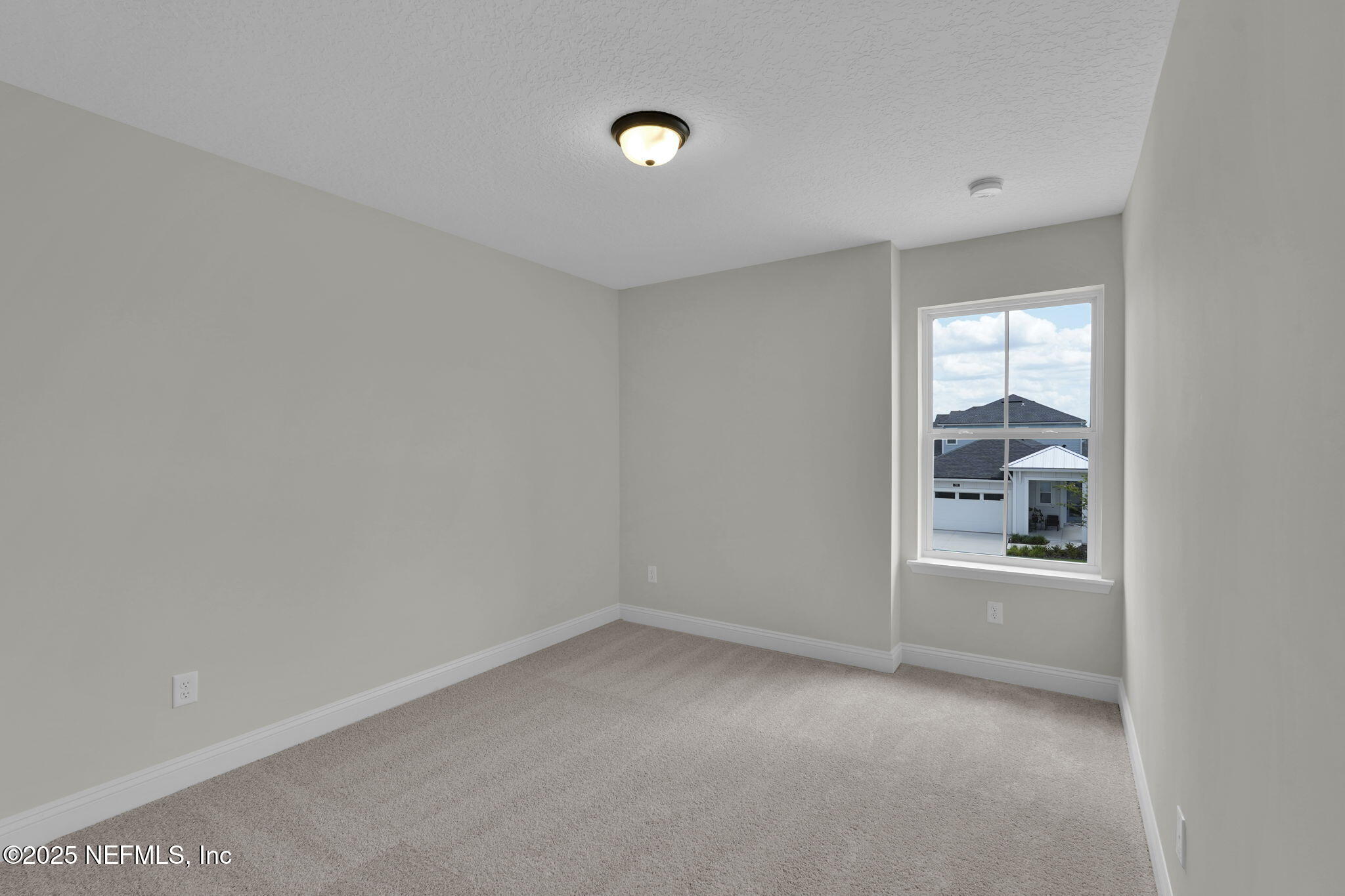 390 REFLECTIONS Avenue