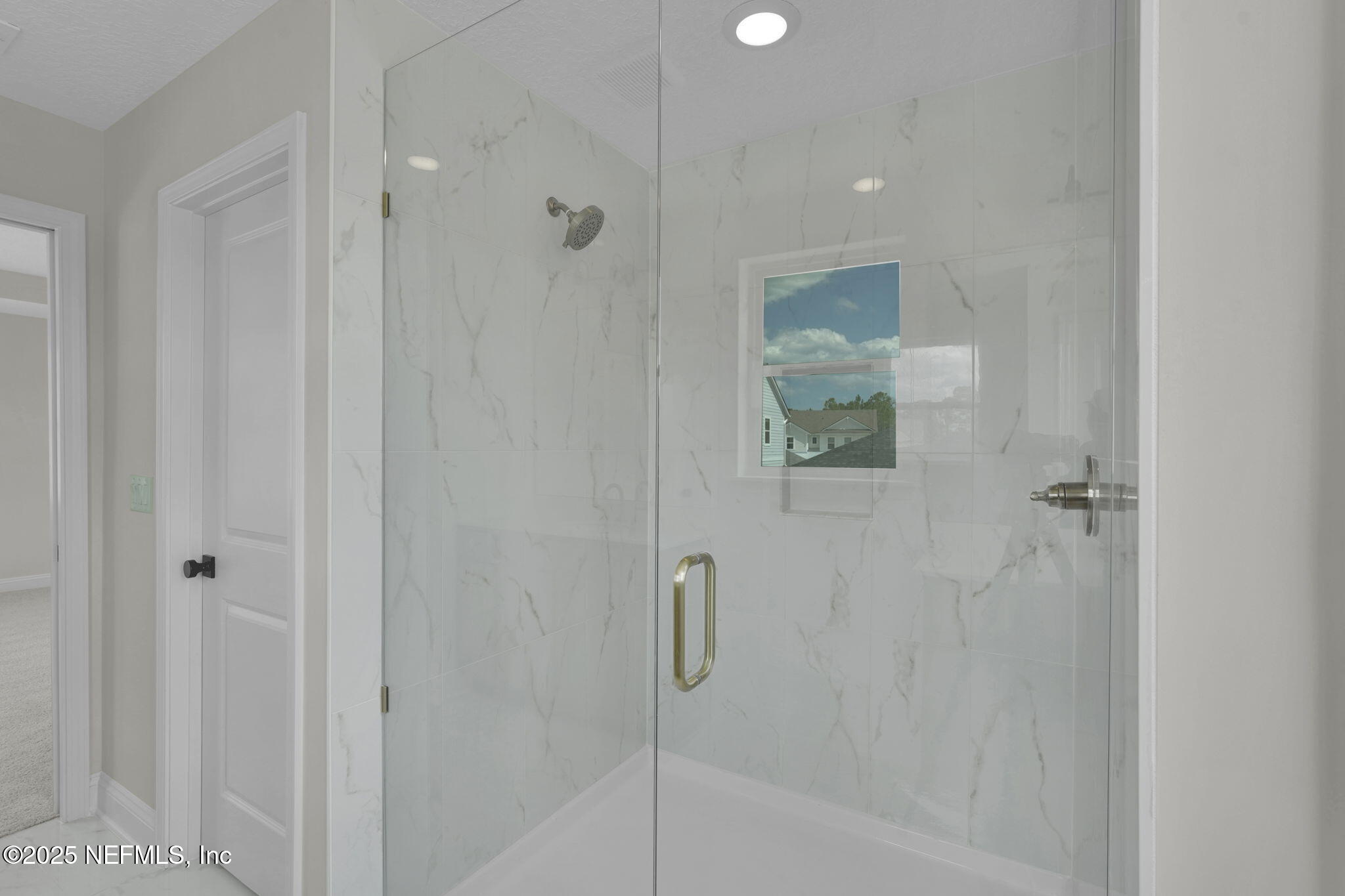 390 REFLECTIONS Avenue