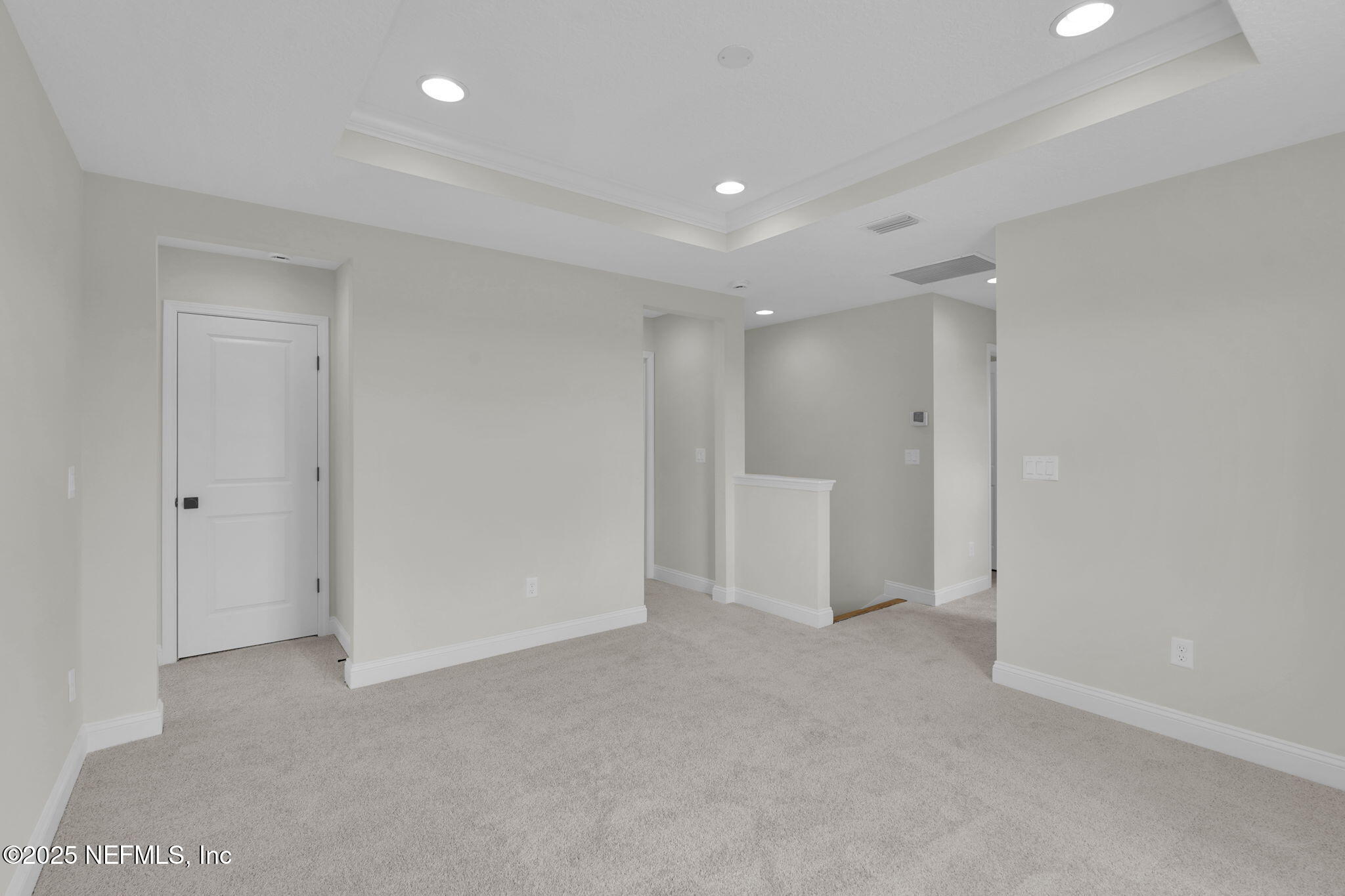 390 REFLECTIONS Avenue